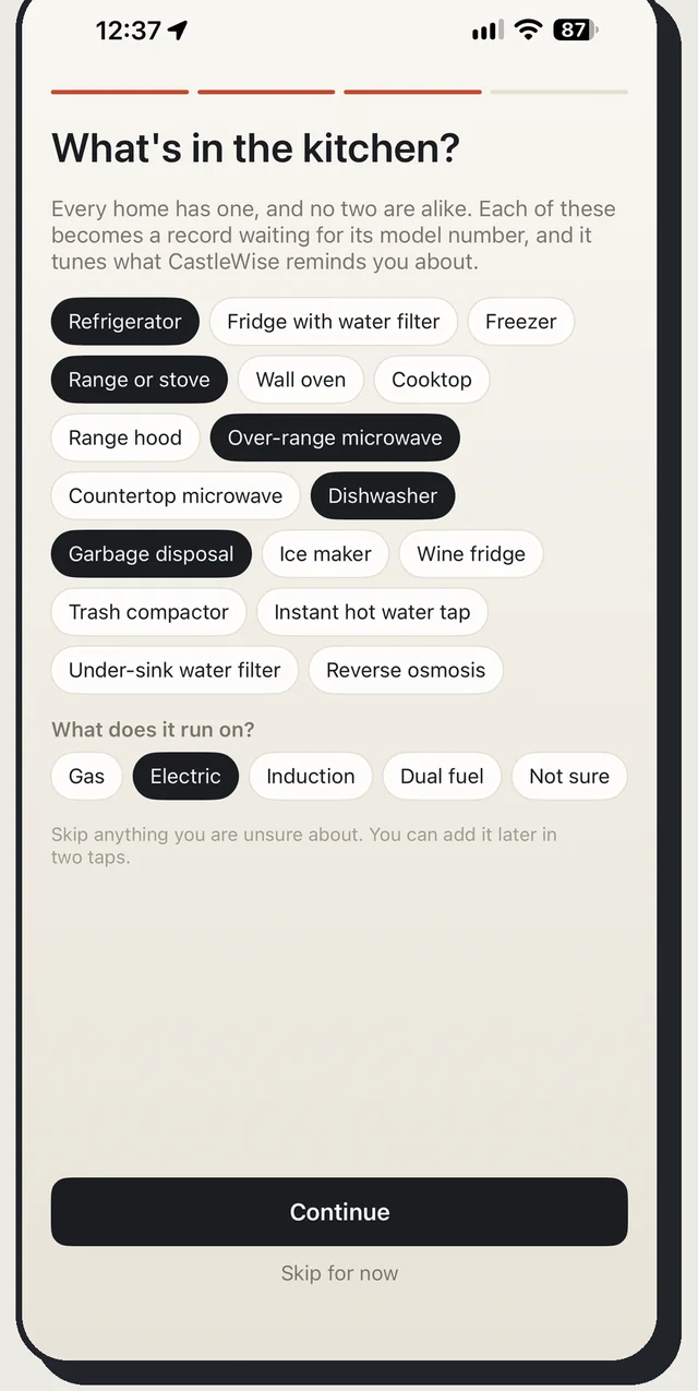 Onboarding screen asking what appliances are in the kitchen